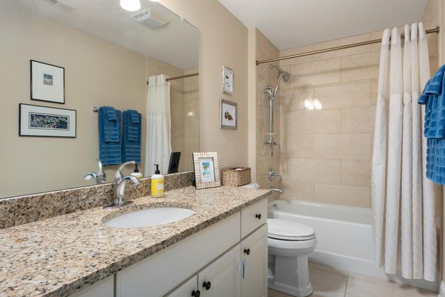 5735 Newbank Circle, 203, Dublin, OH 43017