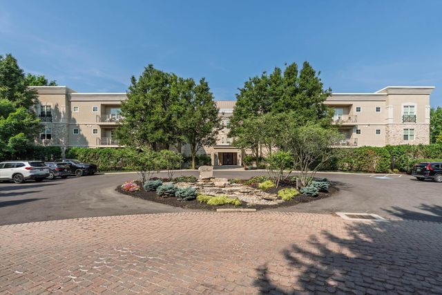 5735 Newbank Circle, 203, Dublin, OH 43017