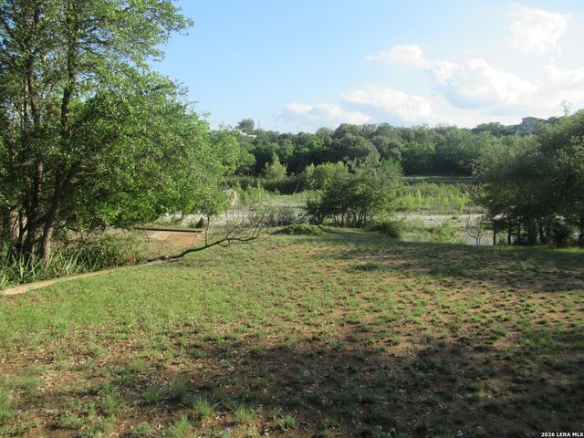 2045 Rio Ranchero, Pipe Creek, TX 78063