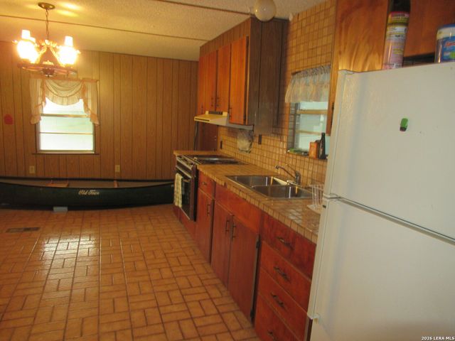 2045 Rio Ranchero, Pipe Creek, TX 78063