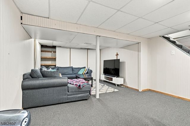 129 S 20Th Ave, Manville Boro, NJ 08835