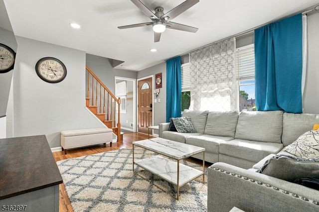 129 S 20Th Ave, Manville Boro, NJ 08835