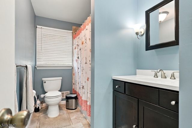 129 S 20Th Ave, Manville Boro, NJ 08835