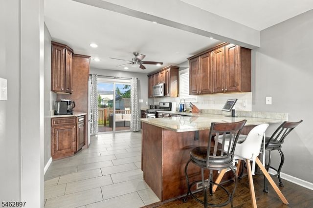 129 S 20Th Ave, Manville Boro, NJ 08835