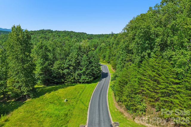 35 Mountain Parkway, Mill Spring, NC 28756