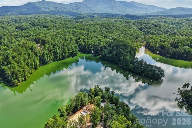 35 Mountain Parkway, Mill Spring, NC 28756