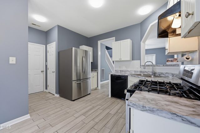 7028 Barlows Knoll Street, Raleigh, NC 27610