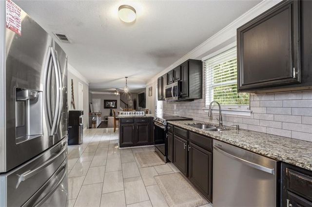 208 Sheffield Lane, Powder Springs, GA 30127