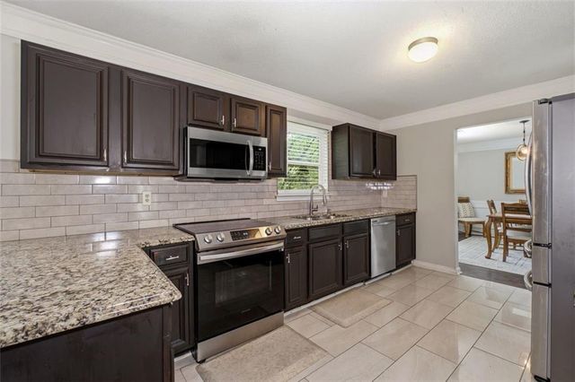 208 Sheffield Lane, Powder Springs, GA 30127