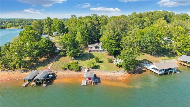 216 Pine Knob CIR, Moneta, VA 24121