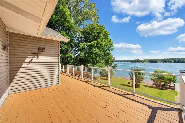 216 Pine Knob CIR, Moneta, VA 24121