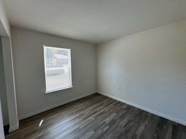 1110 Jones Street, Greenville, TX 75401