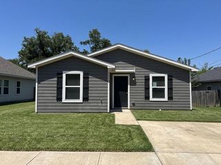 1110 Jones Street, Greenville, TX 75401