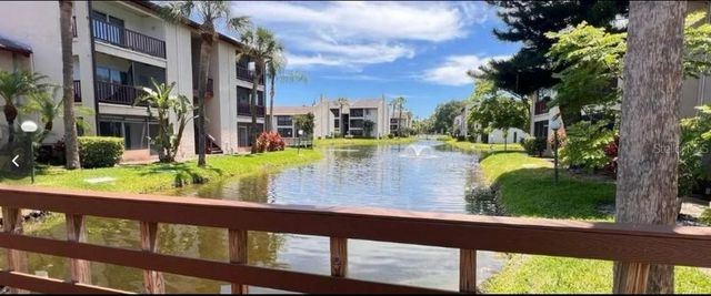 8609 HURON COURT 29, Tampa, FL 33614