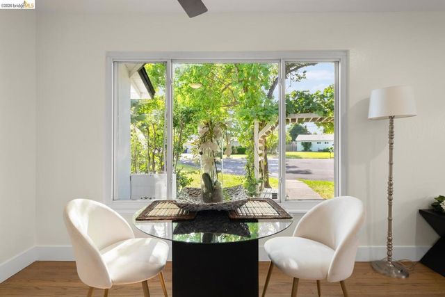 6501 Oakbrook DR, Fair Oaks, CA 95628