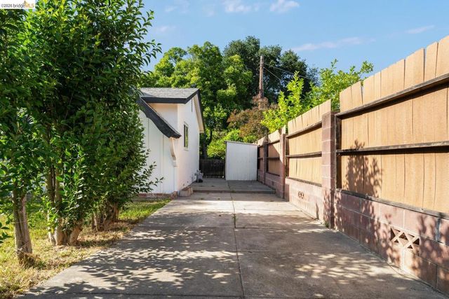 6501 Oakbrook DR, Fair Oaks, CA 95628