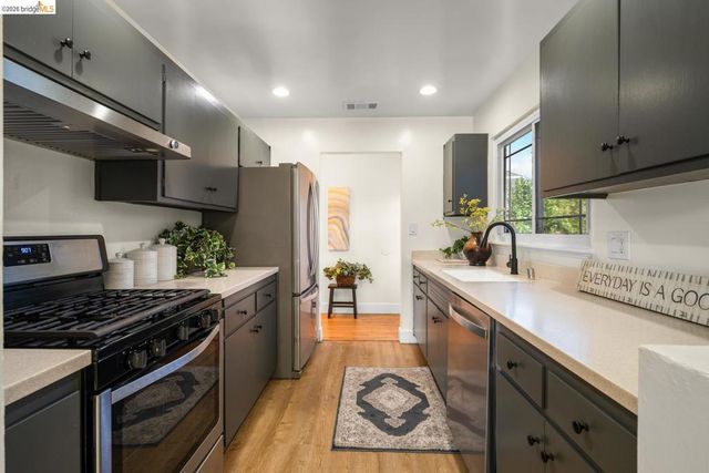 6501 Oakbrook DR, Fair Oaks, CA 95628