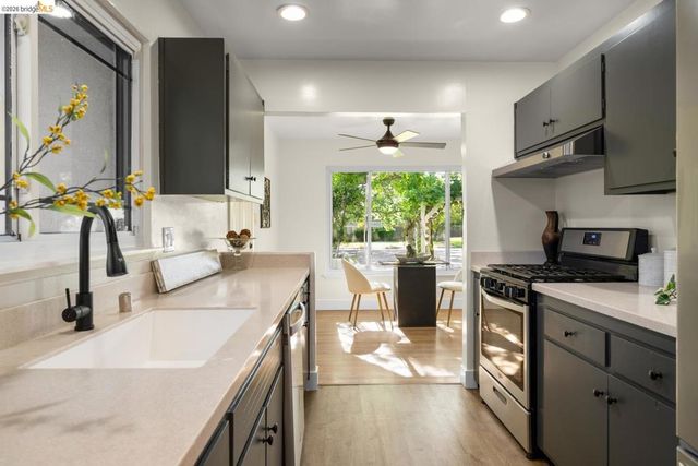 6501 Oakbrook DR, Fair Oaks, CA 95628