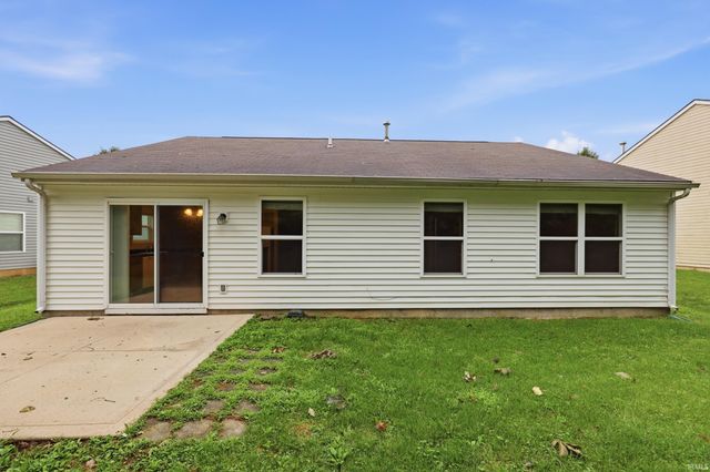2703 Painted Desert Run, Fort Wayne, IN 46808