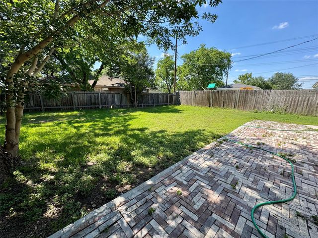 5218 Willowbend Boulevard, Houston, TX 77096
