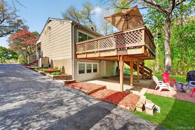 25 High Road, Montrose, NY 10567