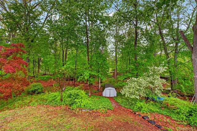 25 High Road, Montrose, NY 10567