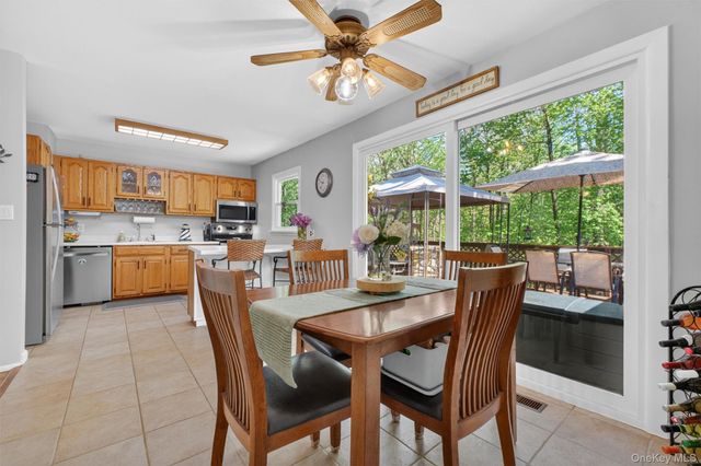 25 High Road, Montrose, NY 10567