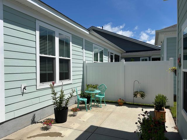 2040 Silver Island Way, Murrells Inlet, SC 29576