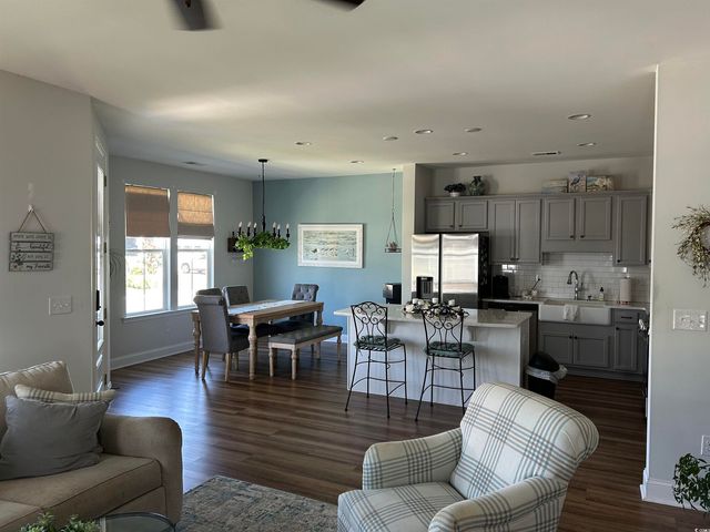 2040 Silver Island Way, Murrells Inlet, SC 29576