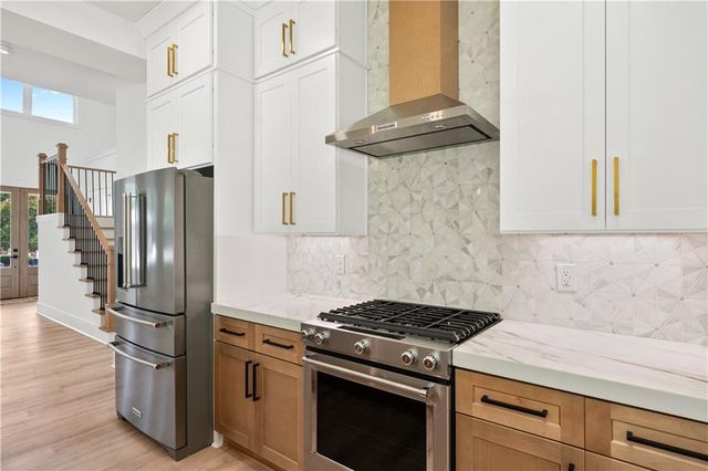 260 STONE MOUNTAIN ST, Lawrenceville, GA 30046
