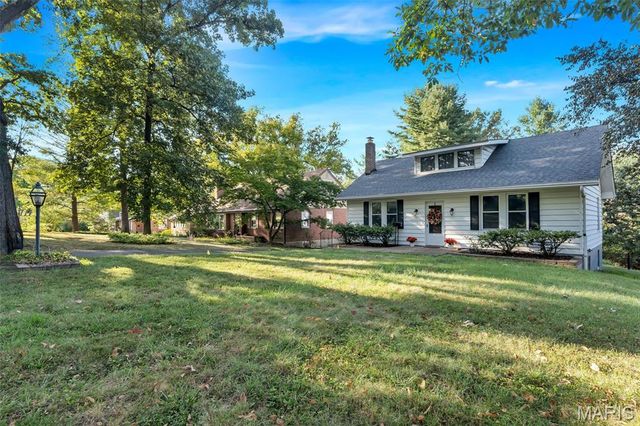 711 Fieldston Terrace, Webster Groves, MO 63119