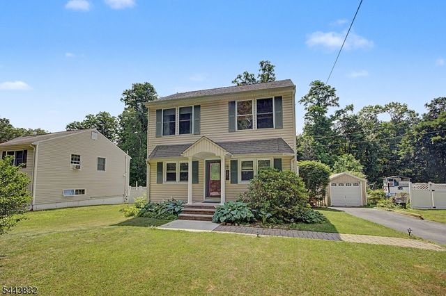 26 Mount Arlington Rd, Roxbury Twp., NJ 07852