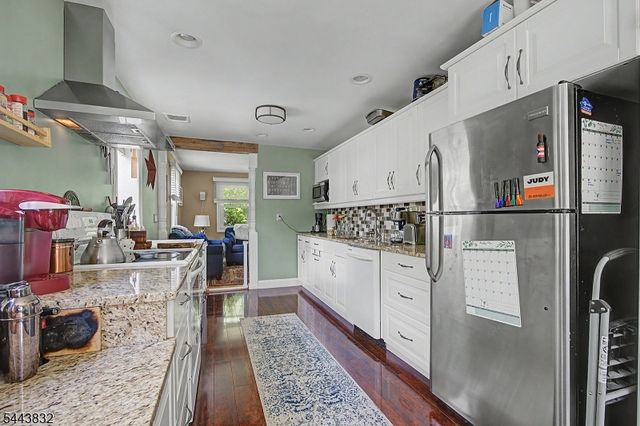 26 Mount Arlington Rd, Roxbury Twp., NJ 07852