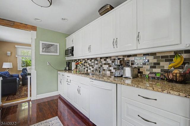 26 Mount Arlington Rd, Roxbury Twp., NJ 07852