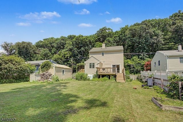 26 Mount Arlington Rd, Roxbury Twp., NJ 07852
