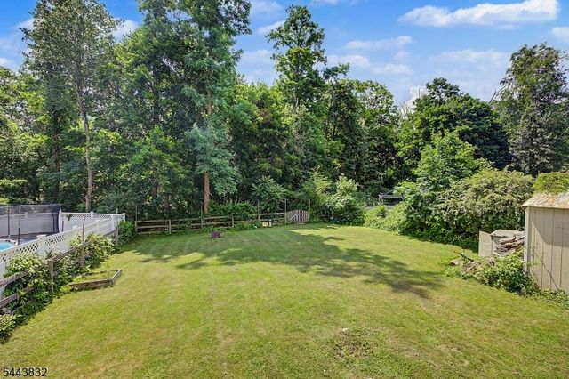 26 Mount Arlington Rd, Roxbury Twp., NJ 07852