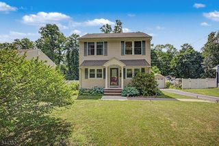 26 Mount Arlington Rd, Roxbury Twp., NJ 07852