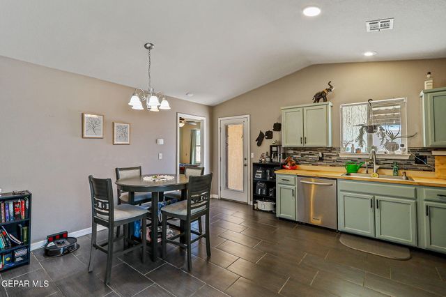 14260 DESIERTO LINDO Avenue, El Paso, TX 79928