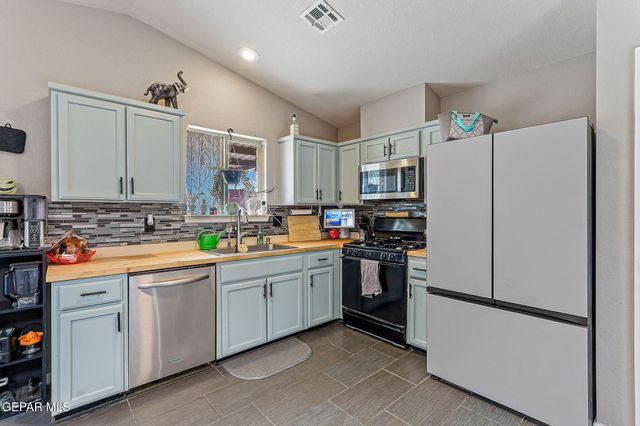 14260 DESIERTO LINDO Avenue, El Paso, TX 79928