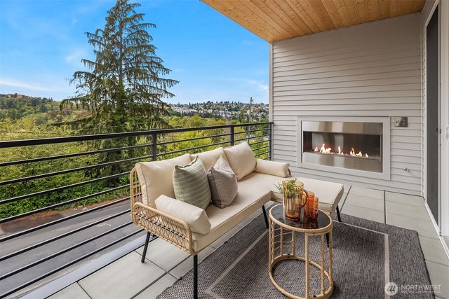 4548 23rd Avenue SW, Seattle, WA 98106