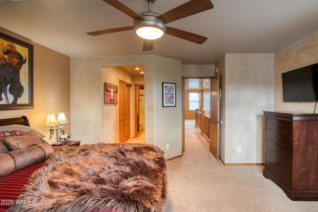 Image 19 of property listing at 2970 W Villa Loop, Show Low, AZ 85901