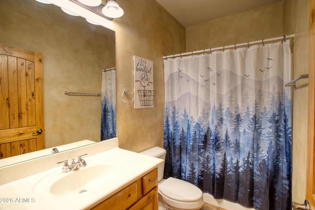 Image 27 of property listing at 2970 W Villa Loop, Show Low, AZ 85901