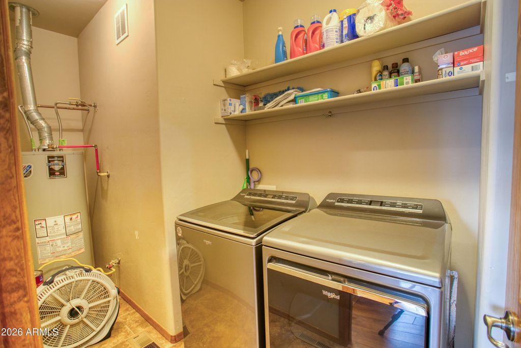 Image 28 of property listing at 2970 W Villa Loop, Show Low, AZ 85901