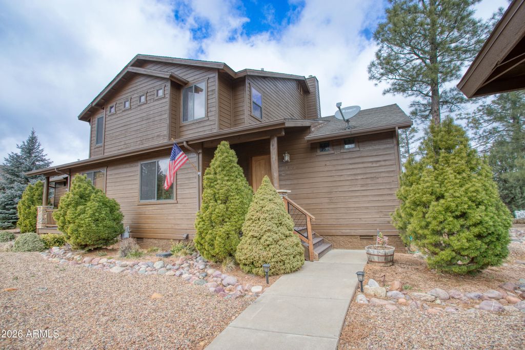 Image 29 of property listing at 2970 W Villa Loop, Show Low, AZ 85901