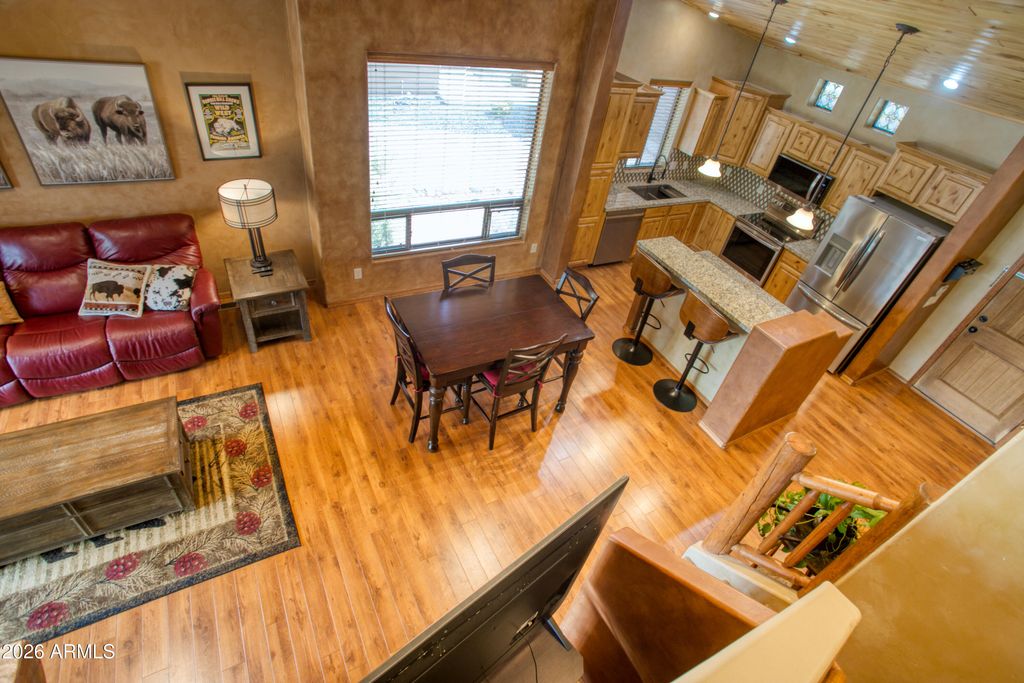 Image 8 of property listing at 2970 W Villa Loop, Show Low, AZ 85901