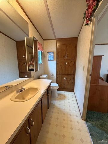 99 Lampshire Avenue, Mission, TX 78572