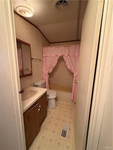 99 Lampshire Avenue, Mission, TX 78572
