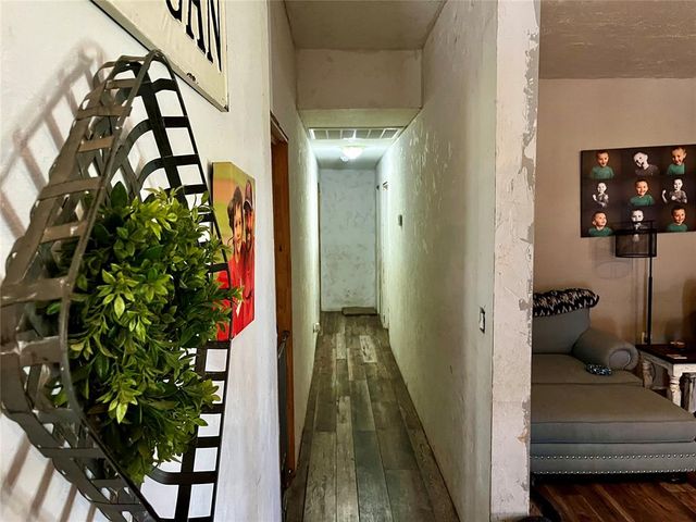 201 N 3 RD Street, Weatherford, OK 73096