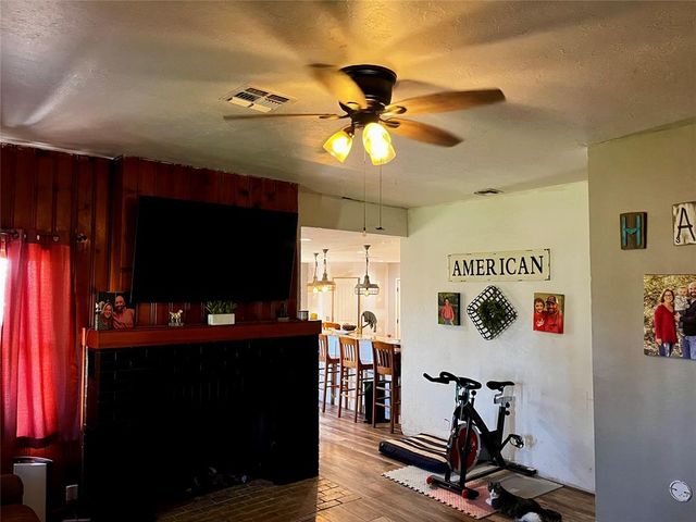 201 N 3 RD Street, Weatherford, OK 73096