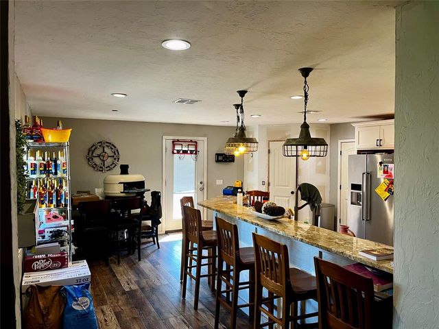 201 N 3 RD Street, Weatherford, OK 73096